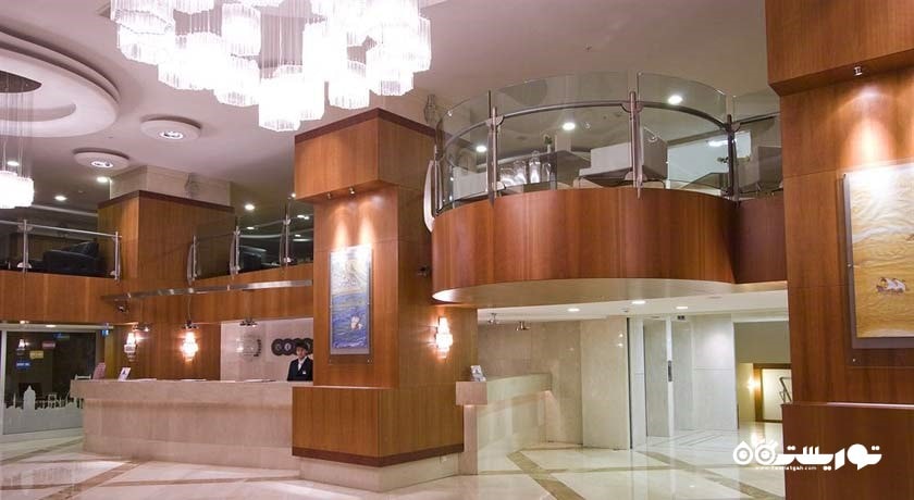 میز پذیرش هتل بایوتل